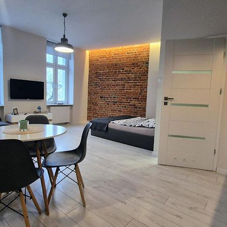 Charming Apartment In The City Centre, Lodz Zewnętrze zdjęcie