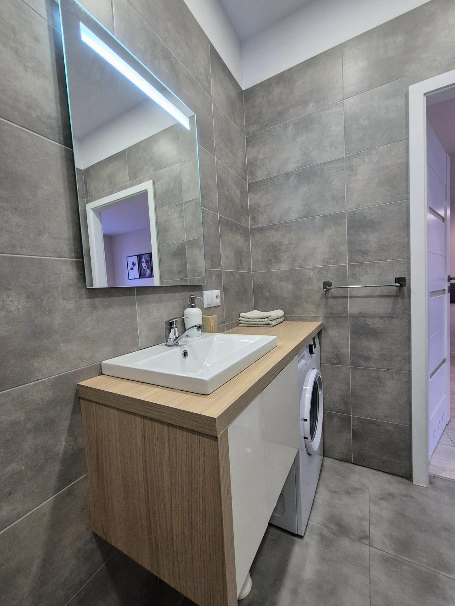 Charming Apartment In The City Centre, Lodz Zewnętrze zdjęcie